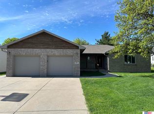 205 Hickory St, Seward, NE 68434