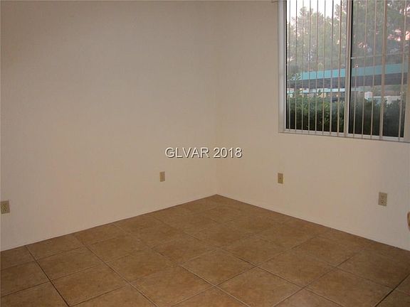 4th image of 5155 W Tropicana Ave Unit 1001