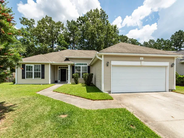 402 Black Horse Rd, Moncks Corner, SC 29461