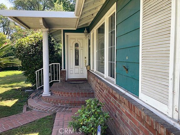 3rd image of 4948 Granada Ave
