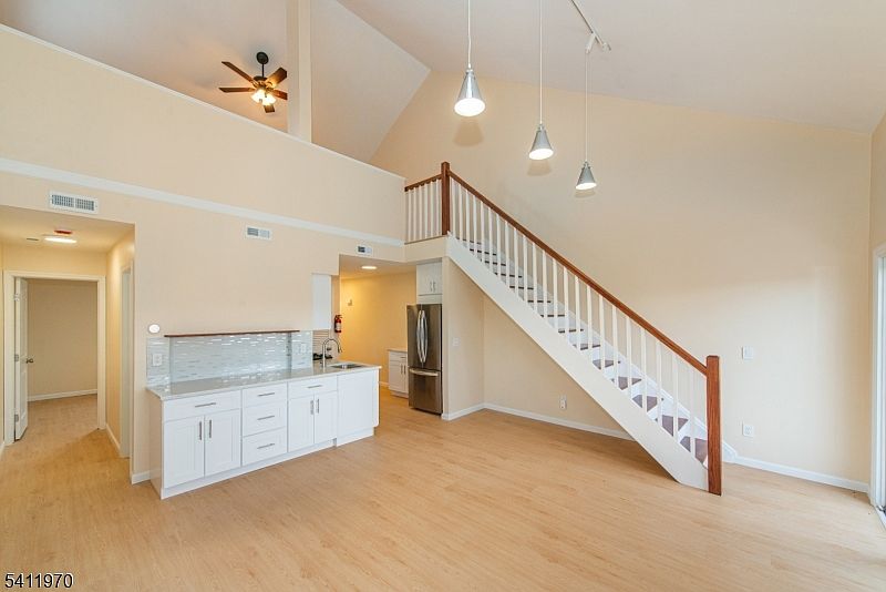 1st image of 1 Alta Ct #6