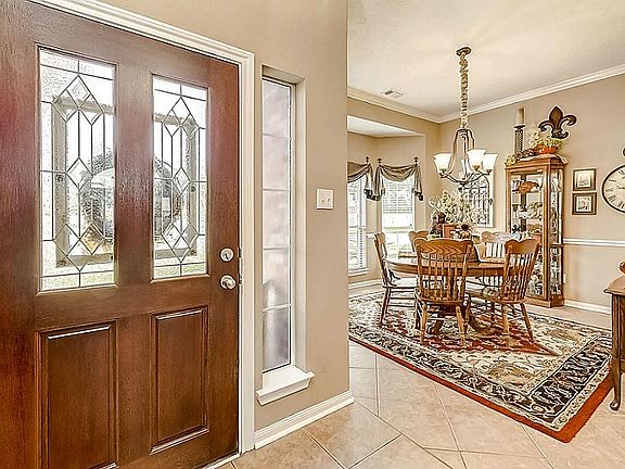 3rd image of 12614 Opal Valley Dr