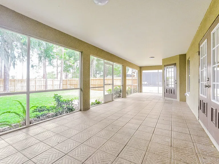 11546 Lake Dr — Photo 9