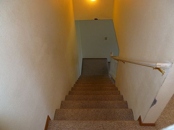 5th image of 210 Charwila Ln APT D