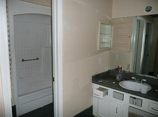 5th image of 57 Abaco Dr