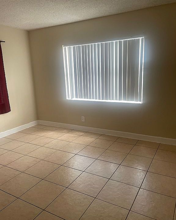 1st image of 4441 NW 36th St
