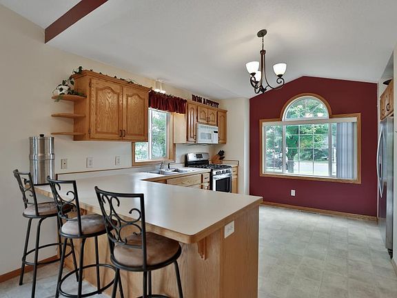 4th image of 38343 Coventry Dr