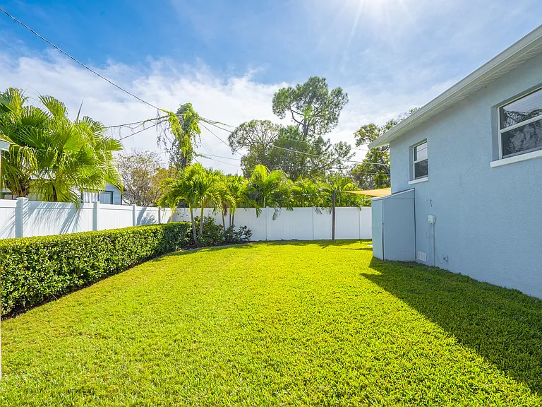4420 W Fair Oaks Ave — Photo 35