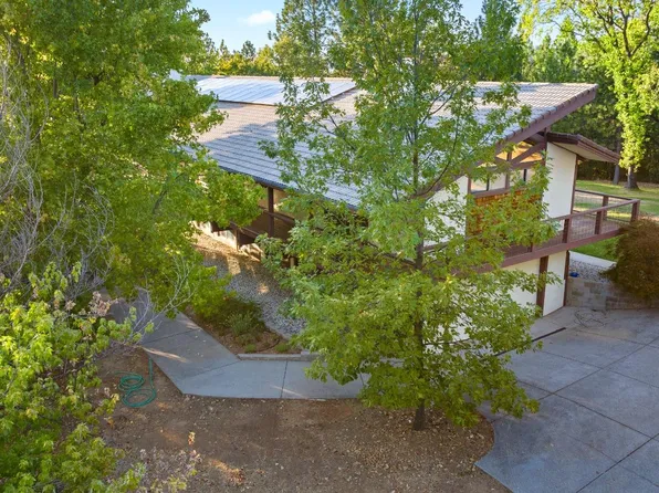 14070 Cartwright Way, Nevada City, CA 95959