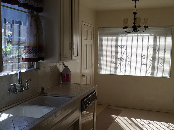 4th image of 7544 Fern Ave