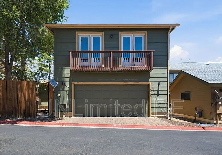 1456 E Russ Way #2 — Photo 4