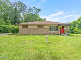 532 NW Murray Rd, Knoxville, TN 37912