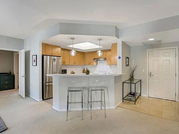 4th image of 130 E San Fernando St APT 416