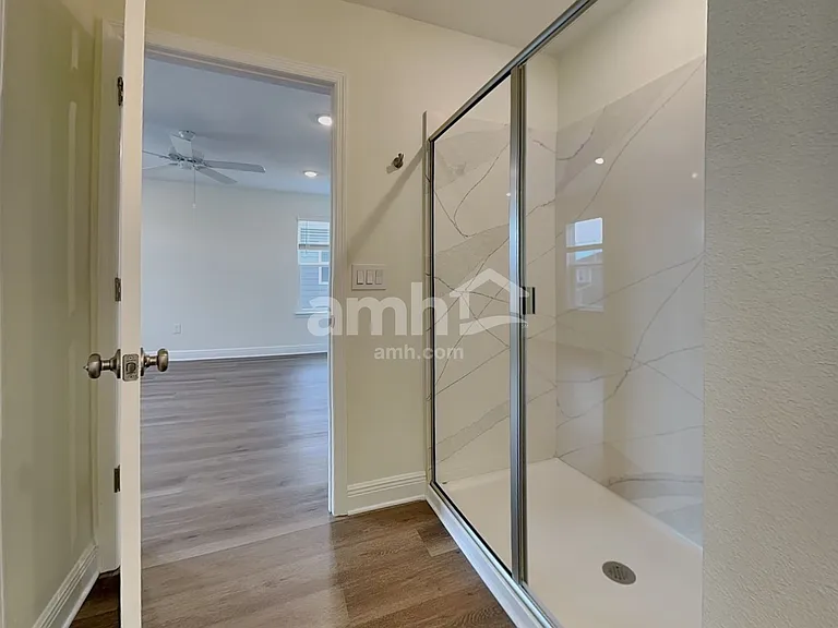 5939 Sycamore Place St — Photo 12