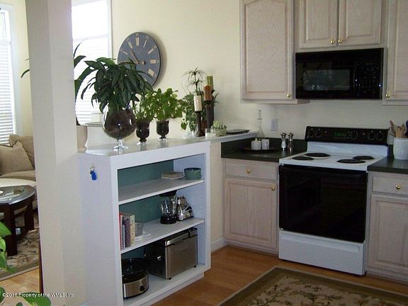 4th image of 6200 Glenwilton Ln