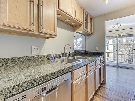 5th image of 830 E 11th Ave APT 301