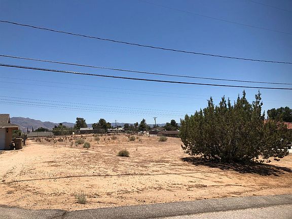 4th image of 18495 Yuba St
