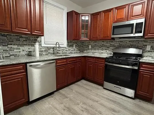 811 S 13th St, Newark, NJ