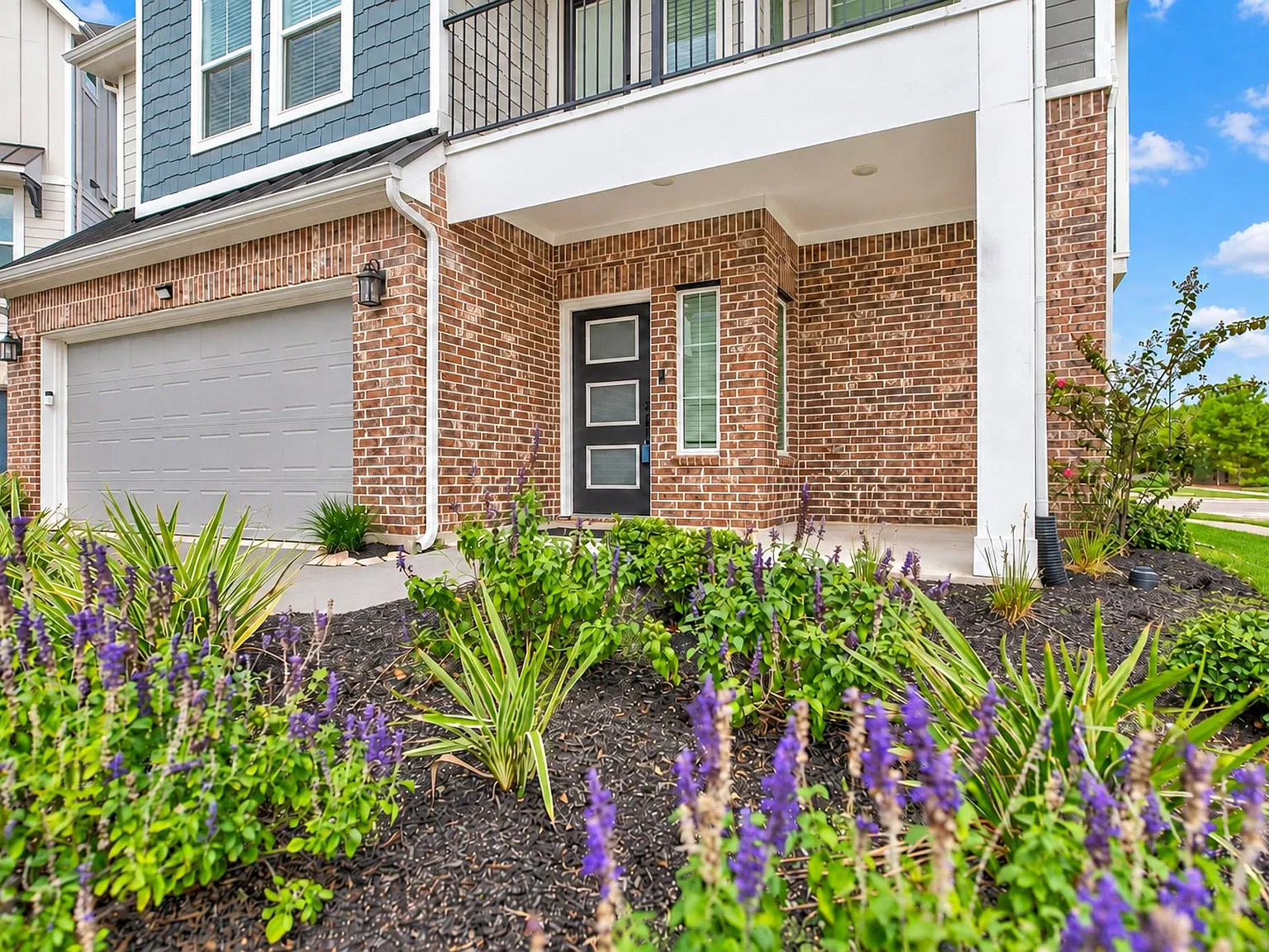 3 bed, 2.0 bath, 1782 sqft, $2,775 — Photo 4
