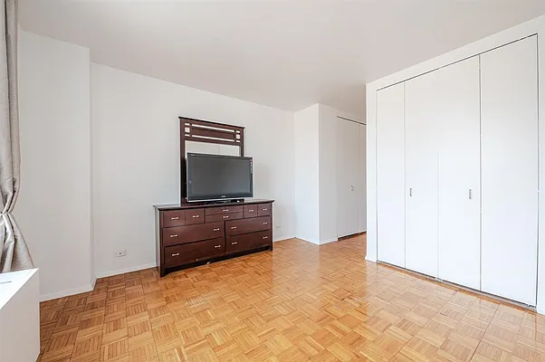 Rented by Direct Properties New York | media 86