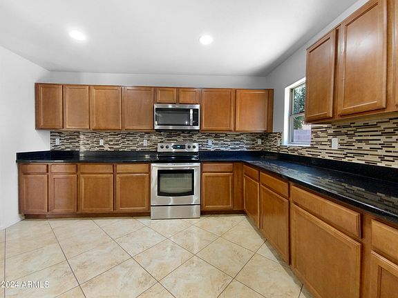 2nd image of 40282 W HELEN Court