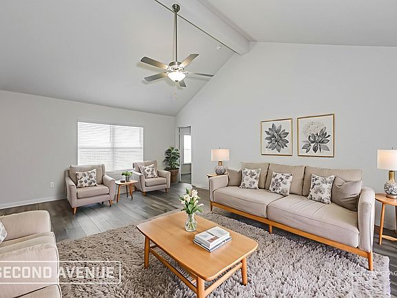 3rd image of 327 Condie Russell Ave