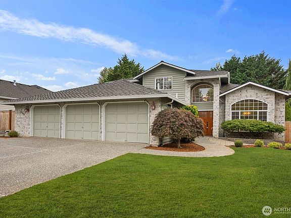 2nd image of 15304 67th Drive SE