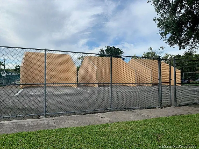8700 SW 133rd Avenue Rd #120 — Photo 1