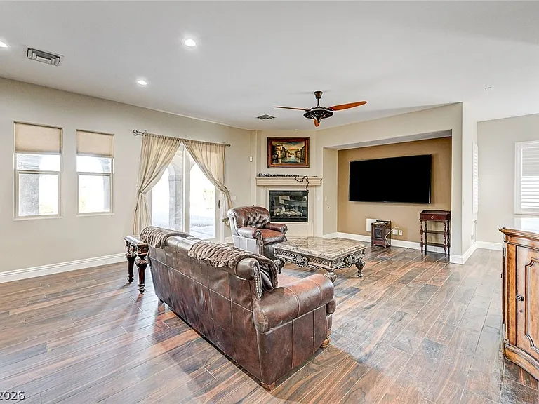 8490 Via De Bellasidra Ct — Photo 26