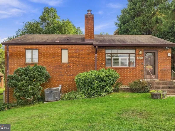 3201 Apex Cir, Falls Church, VA 22044