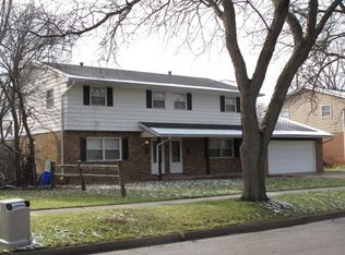 1520 Muldoon Dr, Rockford, IL 61103