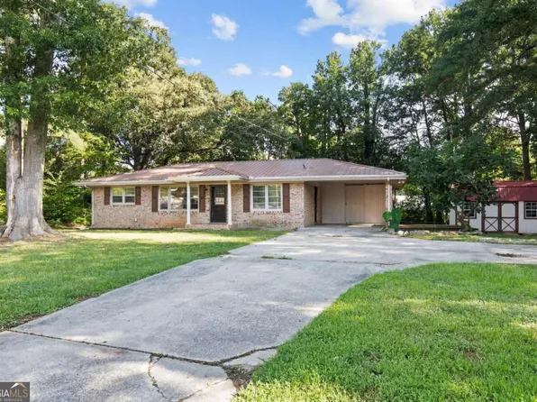 3433 Arthur Dr, Lithia Springs, GA 30122