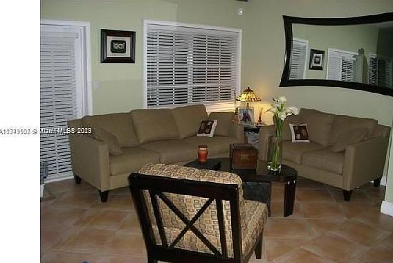 2nd image of 2919 Coconut Ave APT 3