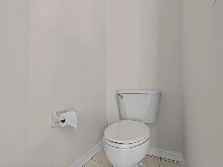 11611 Jordans Landing Ct — Photo 37