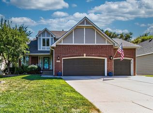 3123 N Forest Lakes Ct, Wichita, KS 67205