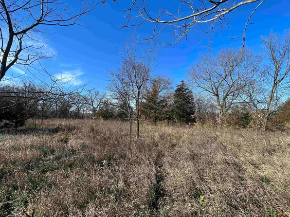 108 N Morley Rd, Elizabeth, IL 61028