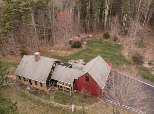 73 Champeaux Rd, Brimfield, MA 01010