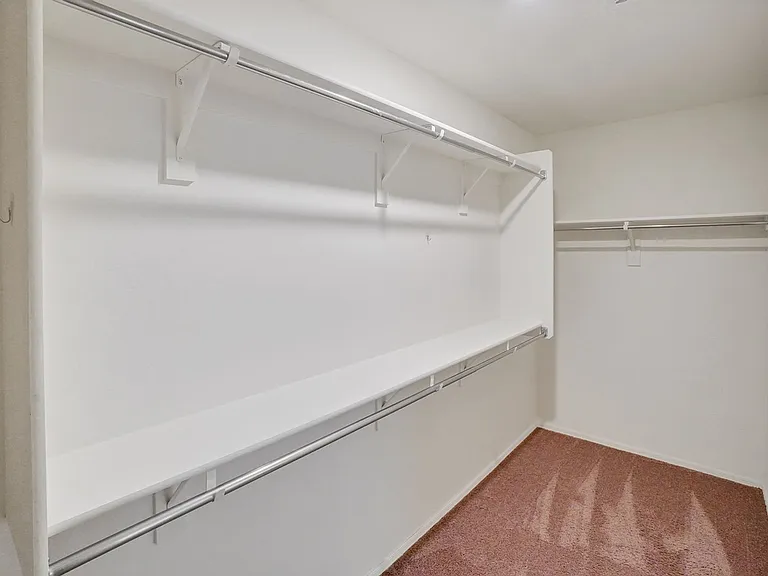 4051 E Braddock Dr — Photo 24