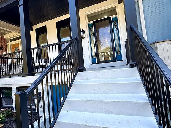 2nd image of 607 K St NE