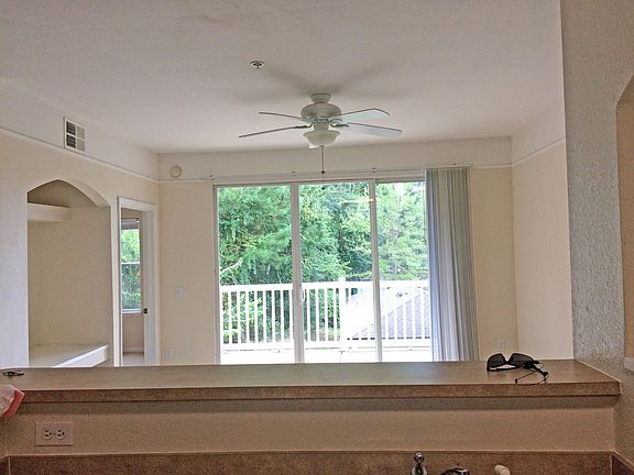 3rd image of 2801 Chancellorsville Dr APT 818