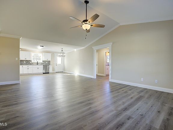 5th image of 135 Timber Ridge Dr #14