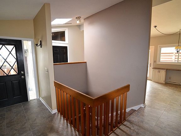 2nd image of 1303 E Elliston Dr
