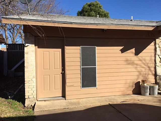 2nd image of 2017 Brentwood Ln