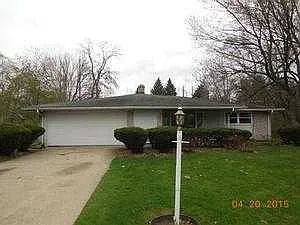 52936 Highland Dr photo 1