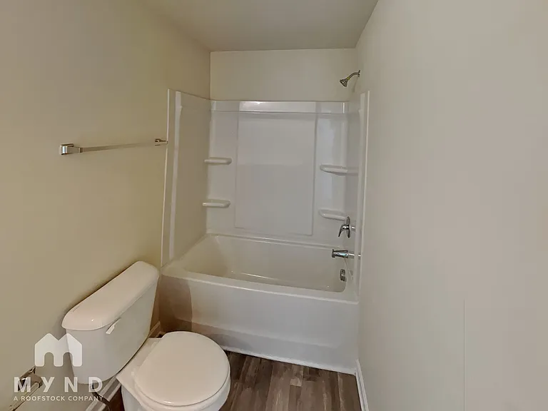 2547 Piering Dr — Photo 15