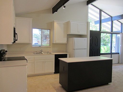 3rd image of 1416 Gregory Way