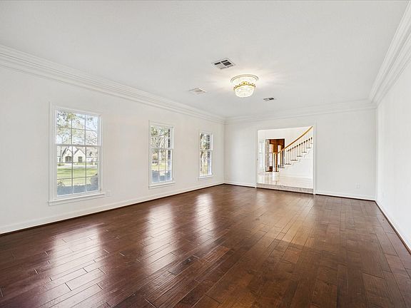 5th image of 6611 Riva Ridge Dr