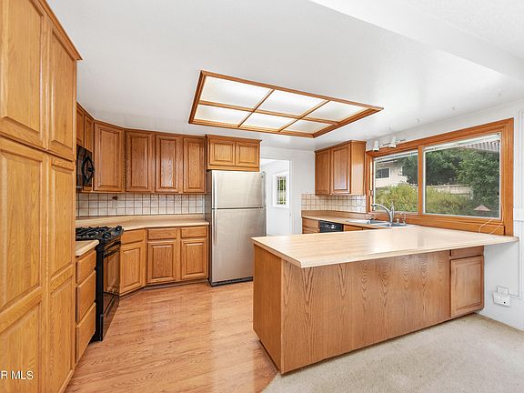 3rd image of 1632 S Camberwell Pl