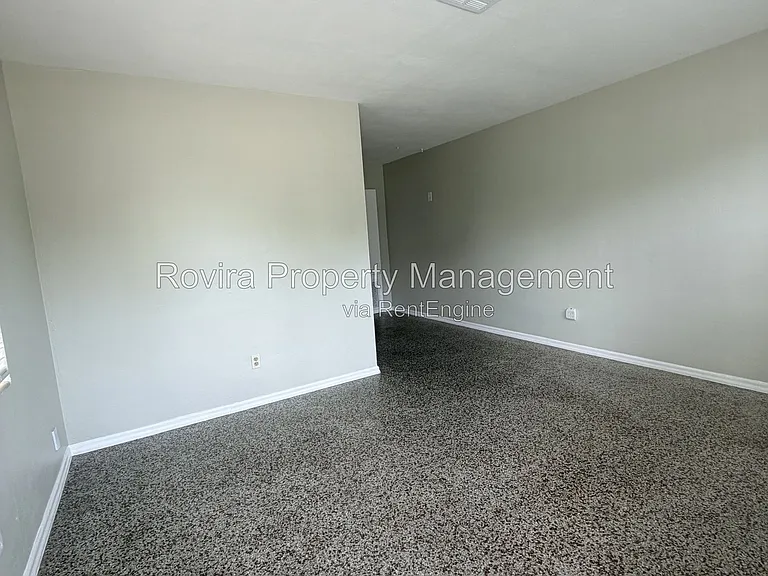 15 W Princeton St #15 — Photo 4