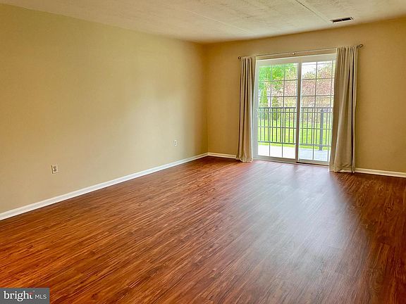 6th image of 2109 Cedar Run Dr APT 208